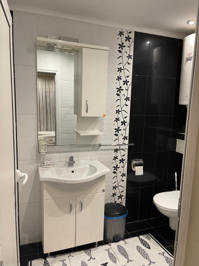 Ivet Guest Rooms Варна Екстер'єр фото